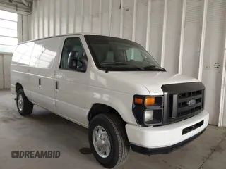 2012 Ford Econoline Cargo Recreational z VIN 1FTNE2EW6CDA70373, wystawiony jako IAAI lot #42382107 z przebiegiem 321 200 mil mil oraz . Historia ofert i sprzedaży dostępna na DreamBid. Obrazek 1.