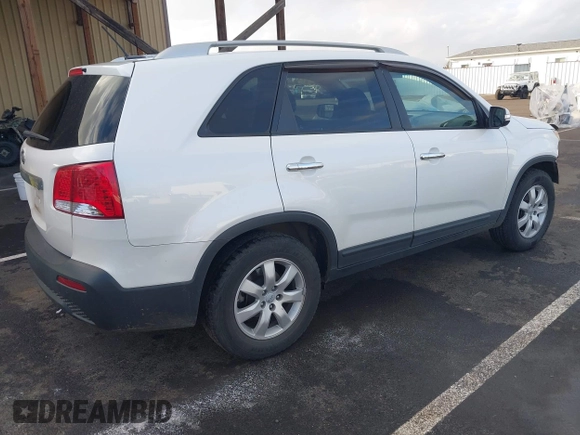 2012 Kia Sorento LX with VIN 5XYKT3A61CG235882, listed as a IAAI auction lot 41720081 with 136,282 mi miles. Bid and sale history available at carsss.com. Image 4.