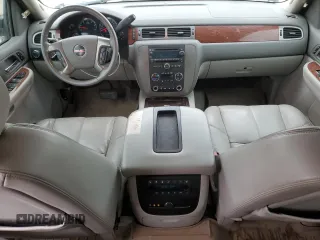 2008 GMC Yukon SLT w/4SA with VIN 1GKFK13018J218030, listed as a Copart auction lot 85196224 with 240,080 mi miles and Salvage Title. Bid and sale history available at carsss.com. Image 8.