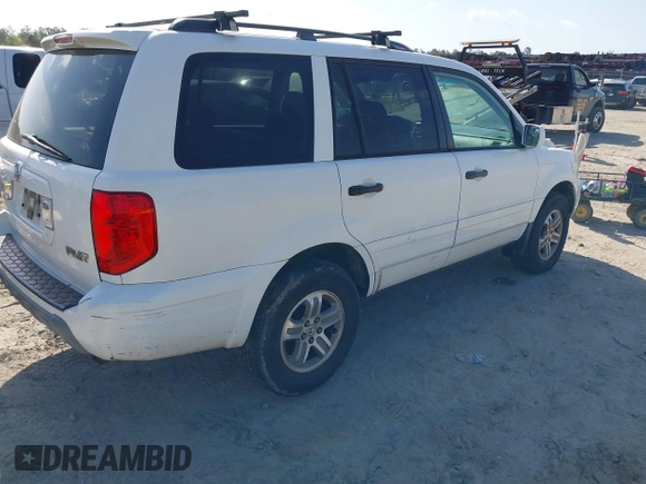 2005 Honda Pilot EX with VIN 2HKYF18485H517538, listed as a IAAI auction lot 41959922 with 332,963 mi miles. Bid and sale history available at carsss.com. Image 4.