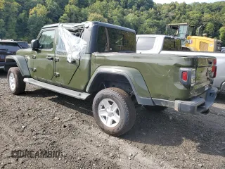 2022 Jeep Gladiator Willys with VIN 1C6JJTAMXNL135925, listed as a Copart auction lot 71642054 with 17,964 mi miles and Salvage title. Bid and sale history available at DreamBid. Image 2.