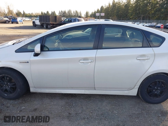 2015 Toyota Prius Four with VIN JTDKN3DU9F0471369, listed as a IAAI auction lot 41725887 with 161,489 mi miles. Bid and sale history available at carsss.com. Image 15.