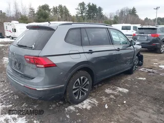 2022 Volkswagen Tiguan S with VIN 3VV0B7AX9NM032305, listed as a IAAI auction lot 41327587 with 49,524 mi miles. Bid and sale history available at carsss.com. Image 4.