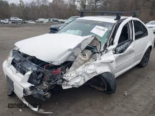 2000 Volkswagen Jetta z VIN 3VWSC29M4YM115496, wystawiony jako IAAI lot #41912780 z przebiegiem 200 439 mil mil oraz . Historia ofert i sprzedaży dostępna na DreamBid. Obrazek 2.