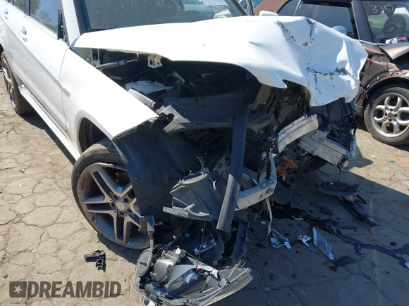 2015 Mercedes-Benz GLK 350 with VIN WDCGG5HB5FG347184, listed as a IAAI auction lot 41770778 with 144,000 mi miles and . Bid and sale history available at DreamBid. Image 6.