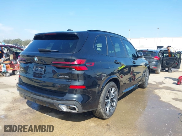 2025 BMW X5 sDrive40i with VIN 5UX13EU02S9Y55556, listed as a IAAI auction lot 41177621 with 272 mi miles. Bid and sale history available at carsss.com. Image 4.