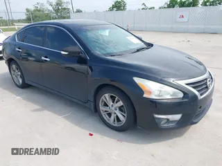 2015 Nissan Altima S with VIN 1N4AL3AP4FC595571, listed as a IAAI auction lot 42124970 with 119,859 mi miles and . Bid and sale history available at DreamBid. Image 1.