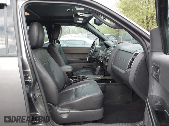 2012 Ford Escape Limited z VIN 1FMCU0E78CKC82125, wystawiony jako IAAI lot #42035740 z przebiegiem 84 784 mil mil oraz . Historia ofert i sprzedaży dostępna na DreamBid. Obrazek 5.