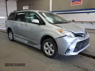2019 Toyota Sienna LE Auto Access Seat with VIN 5TDKZ3DC6KS012190, listed as a Copart auction lot 54215005 with 70,332 mi miles and Salvage title. Bid and sale history available at DreamBid. Image 4.