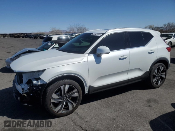 2024 Volvo XC40 Plus Bright Theme with VIN YV4L12UE7R2275603, listed as a Copart auction lot 48047005 with 14,759 mi miles and Salvage Title. Bid and sale history available at carsss.com. Image 1.