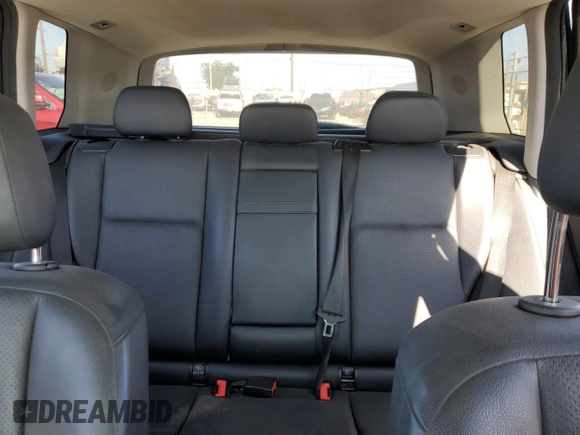 2010 Mercedes-Benz GLK 350 with VIN WDCGG8HBXAF450357, listed as a Copart auction lot 68729294 with 91,018 mi miles and Salvage Title. Bid and sale history available at DreamBid. Image 10.
