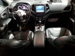 2022 Jeep Cherokee Latitude Lux with VIN 1C4PJMMX5ND519135, listed as a Copart auction lot 51908795 with 30,242 mi miles and Salvage title. Bid and sale history available at DreamBid. Image 8.