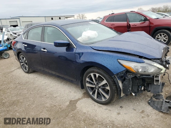 2016 Nissan Altima SR z VIN 1N4AL3AP8GC193358, wystawiony jako Copart lot #51477305 z przebiegiem 68 752 mil mil oraz Szkoda całkowita • Salvage title. Historia ofert i sprzedaży dostępna na DreamBid. Obrazek 4.