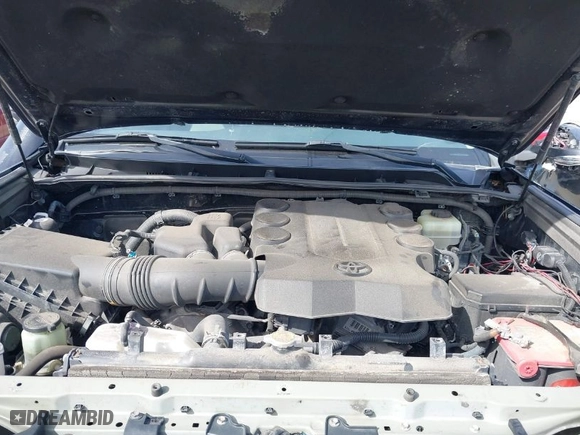 2016 Toyota 4Runner Limited with VIN JTEBU5JR8G5290018, listed as a IAAI auction lot 41867076 with 135,355 mi miles. Bid and sale history available at carsss.com. Image 10.
