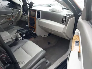 2008 Jeep Grand Cherokee Limited with VIN 1J8HS58N28C225467, listed as a IAAI auction lot 41491537 with 89,075 mi miles and . Bid and sale history available at DreamBid. Image 5.