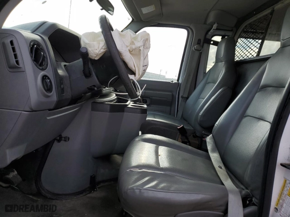 2014 Ford Econoline Wagon XL with VIN 1FBNE3BL1EDB20488, listed as a Copart auction lot 43777575 with 72,101 mi miles and Salvage Title. Bid and sale history available at carsss.com. Image 7.