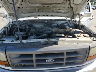 1996 Ford F-250 with VIN 2FTHF25HXTCA32365, listed as a Copart auction lot 55565135 with 373,610 mi miles and Clean Title. Bid and sale history available at carsss.com. Image 11.