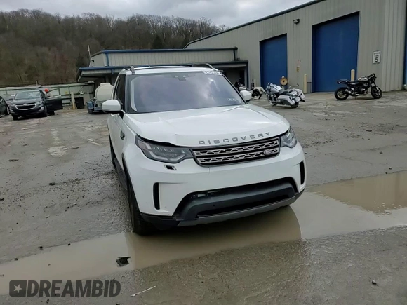 2019 Land Rover Discovery SE with VIN SALRG2RV3K2405654, listed as a Copart auction lot 82462534 with 93,252 mi miles and Salvage Title. Bid and sale history available at DreamBid. Image 14.