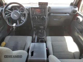 2007 Jeep Wrangler Unlimited Sahara with VIN 1J4GA59187L186314, listed as a Copart auction lot 55437405 with 228,177 mi miles and Clean title. Bid and sale history available at DreamBid. Image 8.