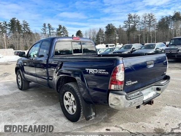 2012 Toyota Tacoma with VIN 5TFUU4EN8CX034605, listed as a IAAI auction lot 41976998 with 345,138 mi miles. Bid and sale history available at carsss.com. Image 3.