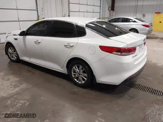 2016 Kia Optima LX with VIN KNAGT4L30G5072605, listed as a IAAI auction lot 41562330 with 152,320 mi miles. Bid and sale history available at carsss.com. Image 3.