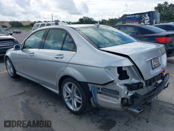 2014 Mercedes-Benz C 250 Sport with VIN WDDGF4HB1EA951907, listed as a IAAI auction lot 42580563 with 51,592 mi miles and . Bid and sale history available at DreamBid. Image 19.