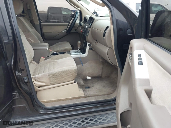 2012 Nissan Pathfinder SV with VIN 5N1AR1NN2CC633134, listed as a IAAI auction lot 41486286 with 156,634 mi miles. Bid and sale history available at carsss.com. Image 5.