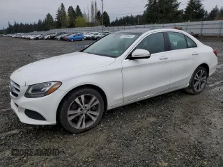 2015 Mercedes-Benz C 300 Luxury с VIN 55SWF4KB4FU031629, выставлен на аукционе Copart как лот 52256445 с пробегом 197 177 миль миль и Чистый • Clean title. История ставок и продаж доступна на DreamBid. Изображение 1.
