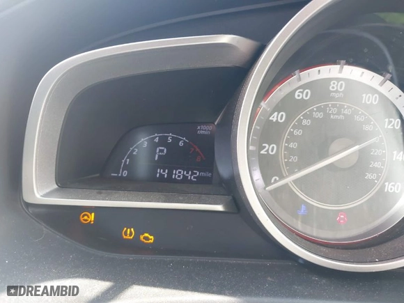 2014 Mazda Mazda3 i Sport with VIN JM1BM1U73E1183860, listed as a IAAI auction lot 41473932 with 141,842 mi miles. Bid and sale history available at carsss.com. Image 7.