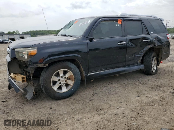 2011 Toyota 4Runner SR5 z VIN JTEZU5JRXB5028654, wystawiony jako Copart lot #54906235 z przebiegiem 164 438 mil mil oraz Szkoda całkowita • Salvage title. Historia ofert i sprzedaży dostępna na DreamBid. Obrazek 1.