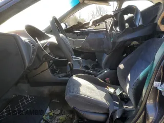1995 Acura Integra z VIN JH4DB8582SS001679, wystawiony jako Copart lot #50831735 z przebiegiem 245 804 mil mil oraz Szkoda całkowita • Salvage title. Historia ofert i sprzedaży dostępna na DreamBid. Obrazek 7.