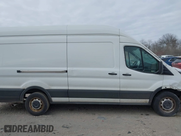 2020 Ford Transit Cargo with VIN 1FTBR3X81LKB42992, listed as a IAAI auction lot 41363461 with 206,522 mi miles and . Bid and sale history available at carsss.com. Image 13.