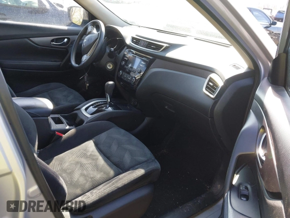 2016 Nissan Rogue S with VIN JN8AT2MV1GW131656, listed as a IAAI auction lot 41996677 with 113,278 mi miles and . Bid and sale history available at carsss.com. Image 5.