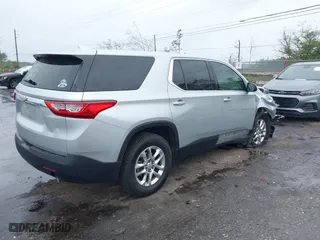 2019 Chevrolet Traverse LS with VIN 1GNERFKW8KJ287107, listed as a IAAI auction lot 41855151 with 97,328 mi miles. Bid and sale history available at carsss.com. Image 4.