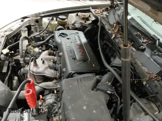 2005 Toyota Camry LE z VIN 4T1BE30K95U599036, wystawiony jako IAAI lot #43037860 z przebiegiem 223 232 mil mil oraz . Historia ofert i sprzedaży dostępna na DreamBid. Obrazek 17.