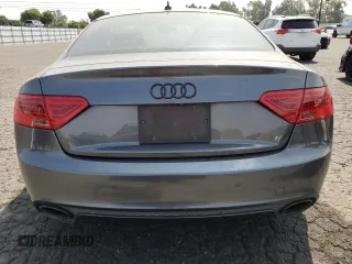 2013 Audi RS 5 z VIN WUAC6AFR1DA900836, wystawiony jako Copart lot #59038215 z przebiegiem 130 292 mil mil oraz Szkoda całkowita • Salvage title. Historia ofert i sprzedaży dostępna na DreamBid. Obrazek 6.