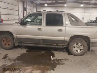 2006 Chevrolet Avalanche Z71 with VIN 3GNEK12Z46G244604, listed as a IAAI auction lot 41200313 with 140,232 mi miles. Bid and sale history available at carsss.com. Image 14.
