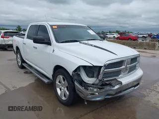 2012 Ram 1500 Big Horn z VIN 1C6RD6LT9CS212948, wystawiony jako IAAI lot #42187393 z przebiegiem 168 080 mil mil oraz . Historia ofert i sprzedaży dostępna na DreamBid. Obrazek 1.