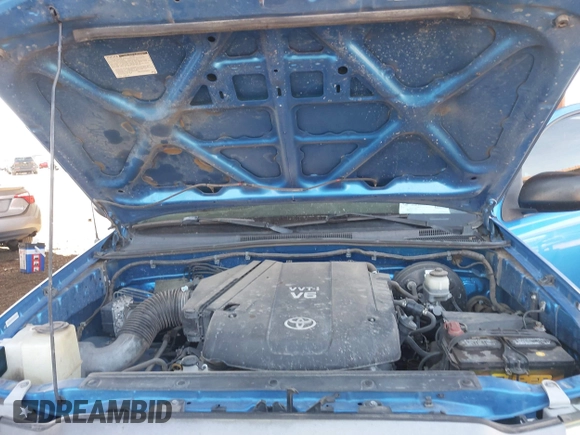 2009 Toyota Tacoma PreRunner with VIN 3TMJU62N69M072481, listed as a IAAI auction lot 41425389 with 212,723 mi miles. Bid and sale history available at carsss.com. Image 10.