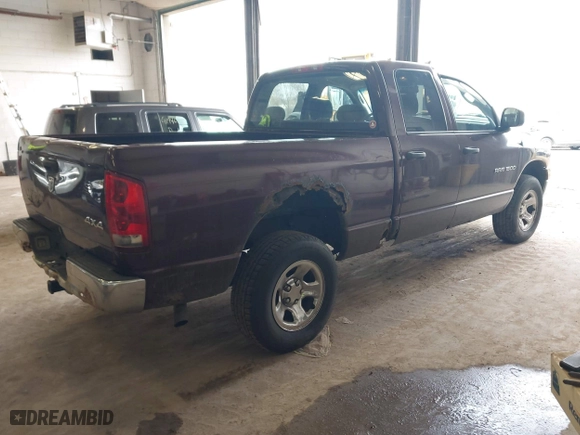 2005 Dodge Ram 1500 ST with VIN 1D7HU18NX5S255916, listed as a IAAI auction lot 41965024 with 227,087 mi miles. Bid and sale history available at carsss.com. Image 4.