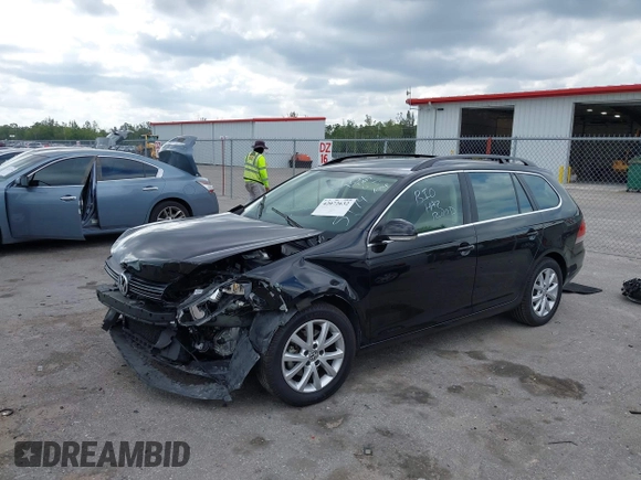2013 Volkswagen Jetta SportWagen SE with VIN 3VWPX7AJ4DM655174, listed as a IAAI auction lot 42072632 with 65,899 mi miles. Bid and sale history available at carsss.com. Image 16.