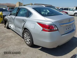 2015 Nissan Altima SV z VIN 1N4AL3AP0FC183986, wystawiony jako IAAI lot #42430696 z przebiegiem 150 694 mil mil oraz . Historia ofert i sprzedaży dostępna na DreamBid. Obrazek 3.