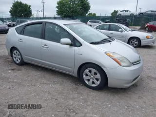 2007 Toyota Prius z VIN JTDKB20U477665275, wystawiony jako IAAI lot #42465004 z przebiegiem Nie podano mil oraz . Historia ofert i sprzedaży dostępna na DreamBid. Obrazek 1.