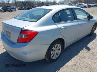 2012 Honda Civic Sdn LX with VIN 2HGFB2F53CH518723, listed as a IAAI auction lot 41995943 with 204,984 mi miles. Bid and sale history available at carsss.com. Image 4.