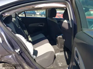 2013 Chevrolet Cruze LS with VIN 1G1PA5SH1D7314922, listed as a IAAI auction lot 42038088 with 121,811 mi miles. Bid and sale history available at carsss.com. Image 8.