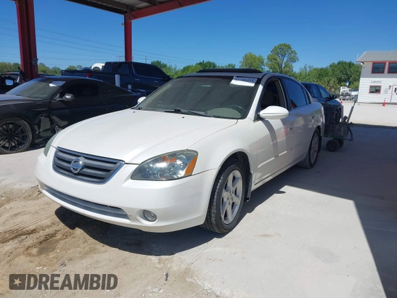 2002 Nissan Altima SE with VIN 1N4BL11D92C218274, listed as a IAAI auction lot 41788444 with 196,432 mi miles. Bid and sale history available at carsss.com. Image 2.