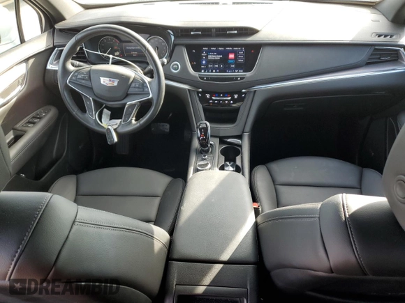 2022 Cadillac XT5 FWD Luxury with VIN 1GYKNAR41NZ178826, listed as a Copart auction lot 42780595 with 6,540 mi miles and Salvage title. Bid and sale history available at DreamBid. Image 8.