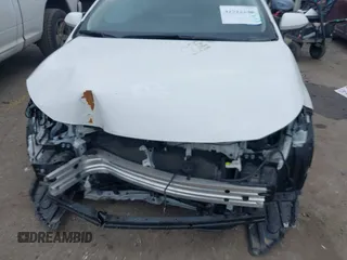 2023 Toyota Corolla LE z VIN JTDB4MEE9P3001116, wystawiony jako IAAI lot #41512246 z przebiegiem 27 882 mil mil oraz . Historia ofert i sprzedaży dostępna na DreamBid. Obrazek 12.