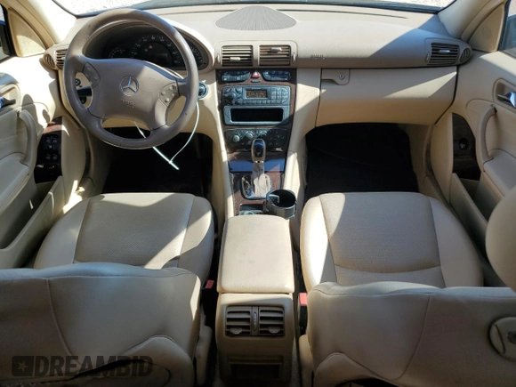 2004 Mercedes-Benz C 240 с VIN WDBRF61J64A616073, выставлен на аукционе Copart как лот 57144655 с пробегом 106 066 миль миль и Списание • Salvage title. История ставок и продаж доступна на DreamBid. Изображение 8.