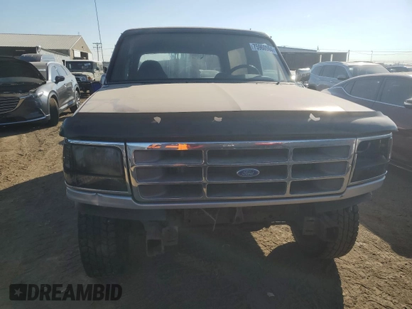 1996 Ford Bronco Custom with VIN 1FMEU15H2TLB67974, listed as a Copart auction lot 75960594 with 236,973 mi miles and Clean Title. Bid and sale history available at carsss.com. Image 5.